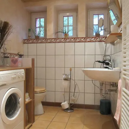 Ferienhaus A Blooms *